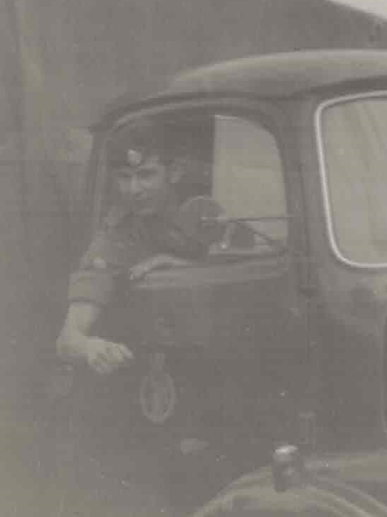 <#alt#> Neil Keleher, Sensational Yoga Poses.